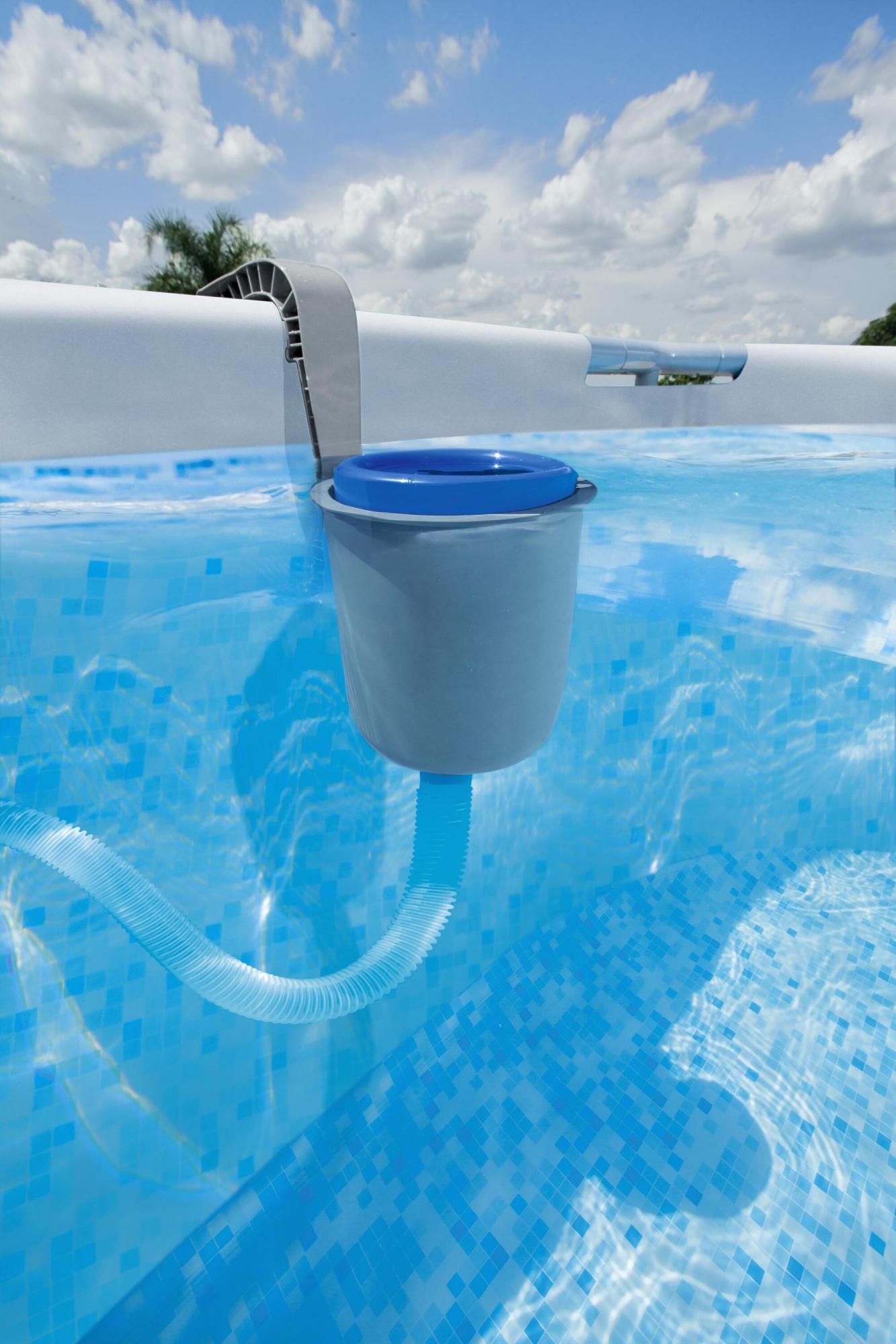Piscine con skimmer - Piscina e Giardini Piscine con skimmer - Piscina e Giardini